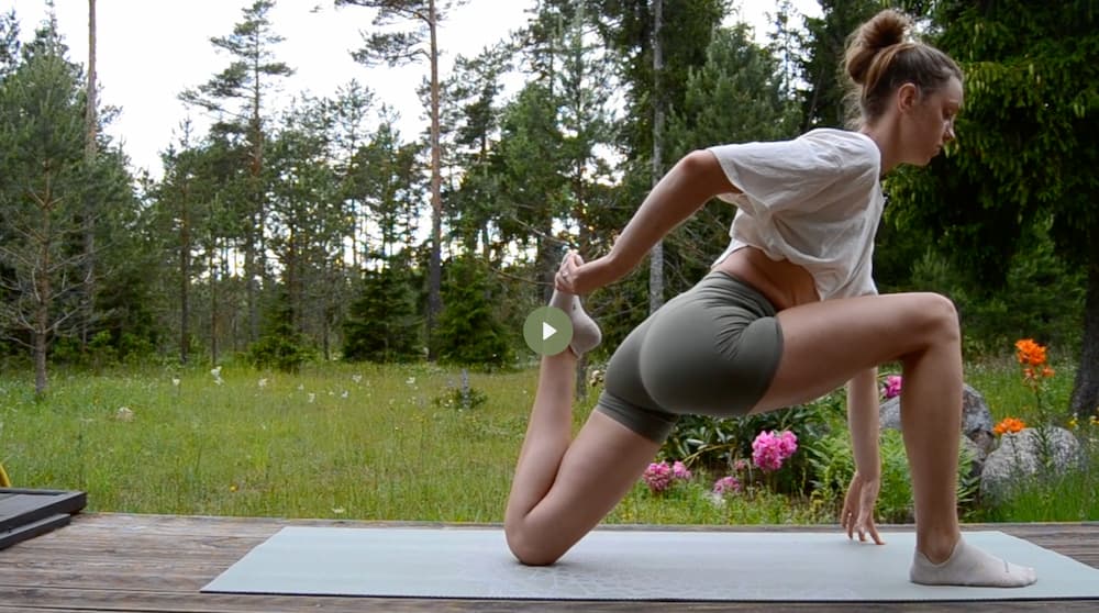 quick stretching session in the nature