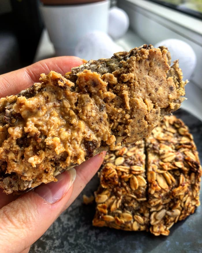 banana bread with oats