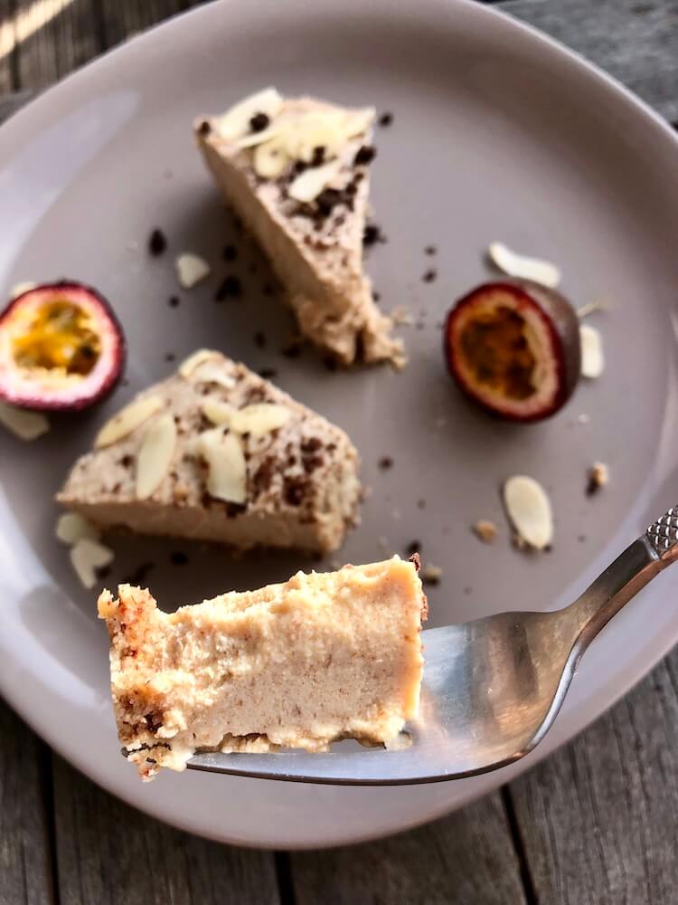 healthy salted caramel cheesecake