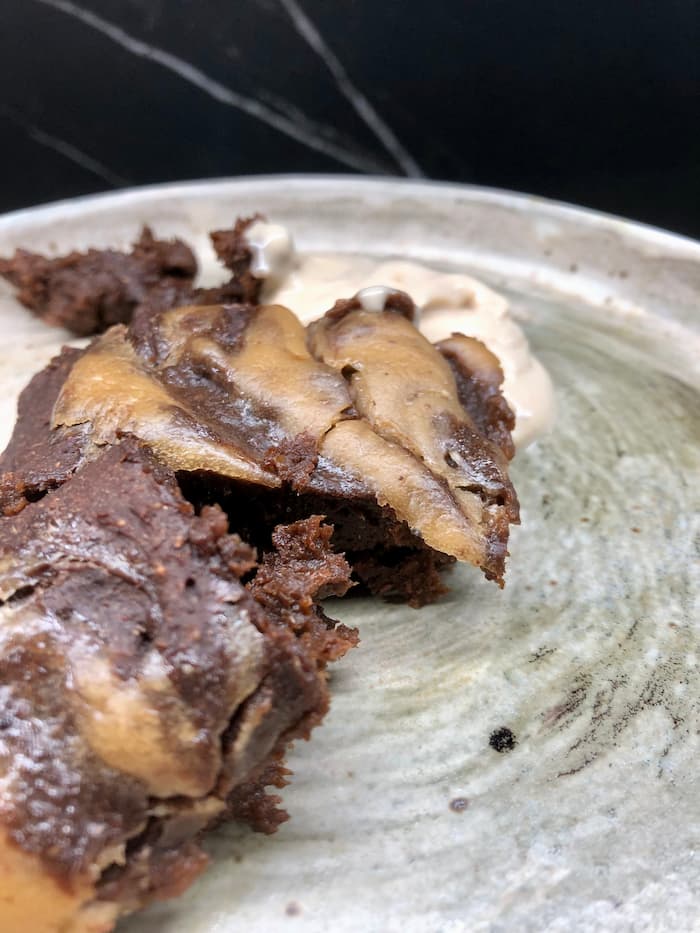 fudgy gingerbread cheesecake brownie