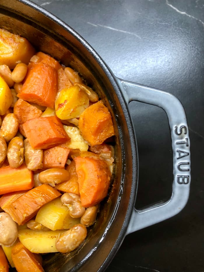 tandoori stew in a malm pot