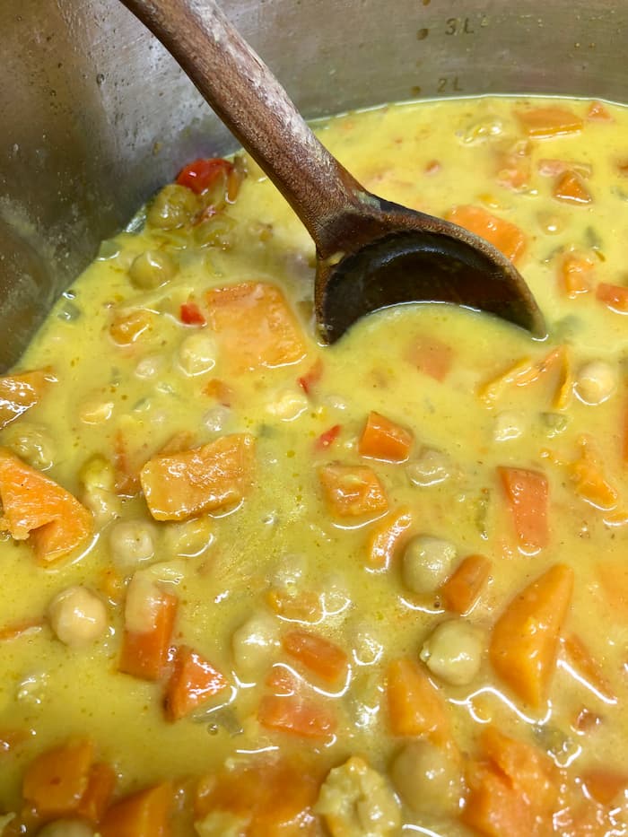 creamy curry pasta sauce