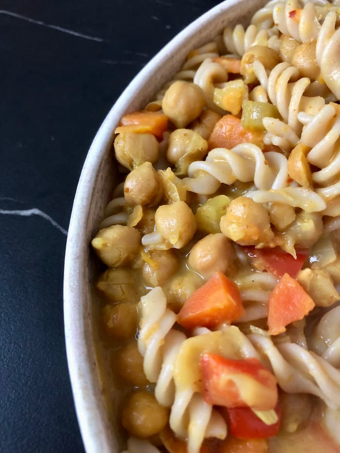 creamy curry pasta with vegetables