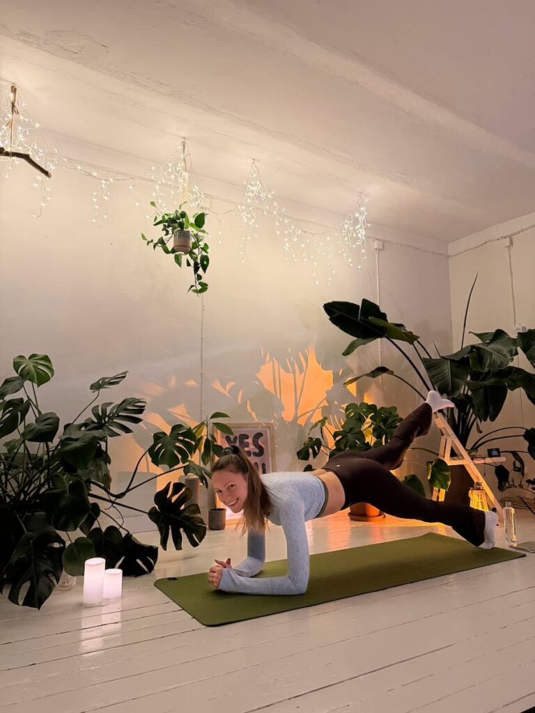 Pilates instructor Jete as Colorful Mango